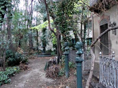 Estado actual de parte del complejo Averly